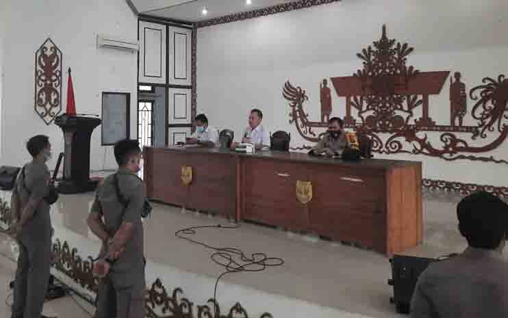 Ribuan PTT Pemkab Gunung Mas Jalani Tes Urine