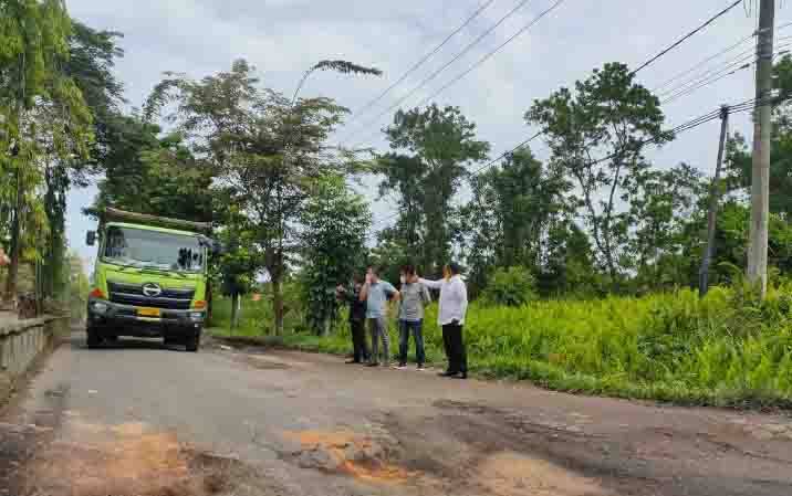 Kerusakan Jalan Berpotensi Menjadi Pemicu Kecelakaan