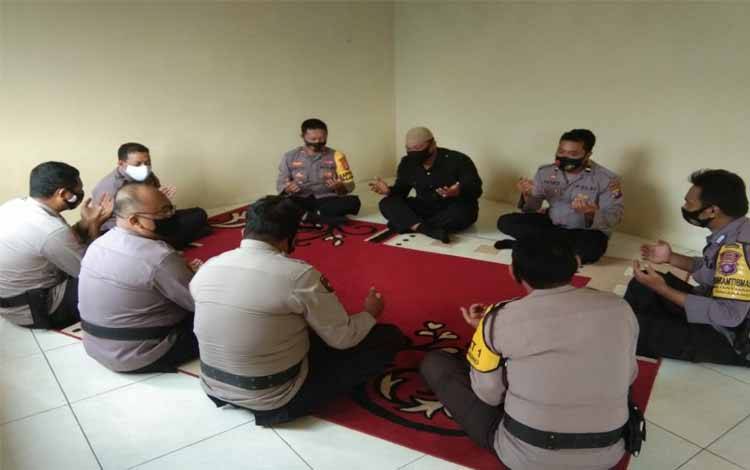 Personel Polsek Basarang Rutin Ikuti Bimbingan Rohani, Ini Tujuannya