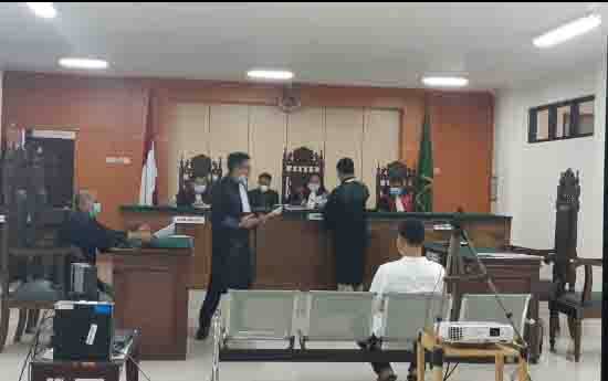 Uraian Perbuatan Terdakwa Dalam Dakwaan Jaksa di Kasus Dugaan Kehutanan Disebut Tidak Jelas