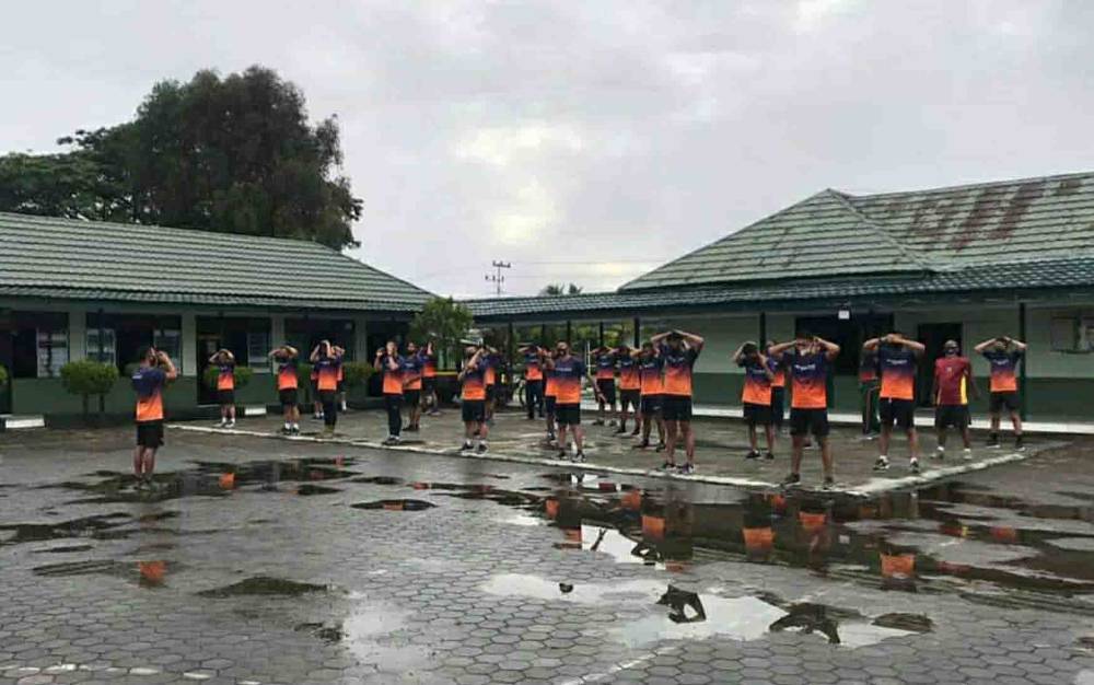 Anggota Kodim Kuala Kapuas Jaga Kebugaran Tubuh dengan Olahraga Bersama