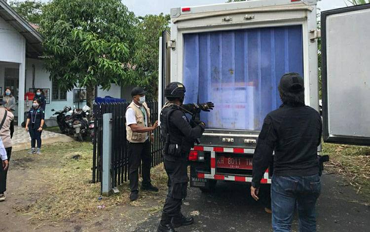1.680 Vaksin Covid-19 Tiba di Kapuas