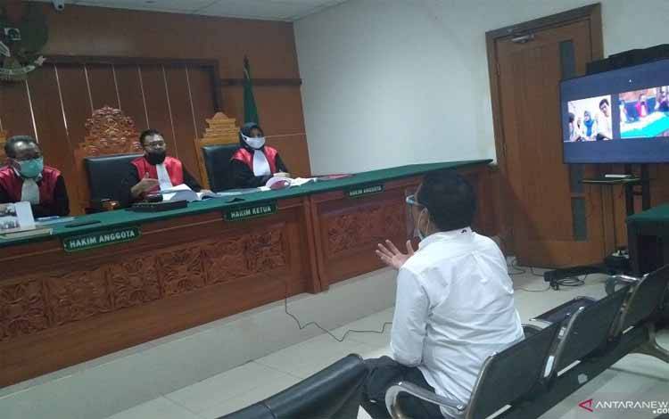 Hakim Sarankan Berdamai Terkait Gugatan Rp 100 Miliar Ilham Bintang