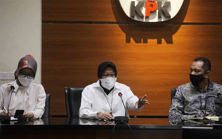 Kupas Tuntas Kejanggalan Data Penerima Bansos