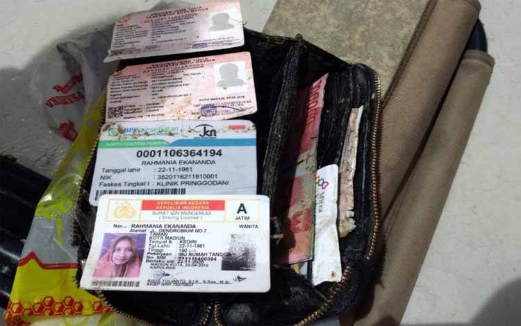 Penyelam TNI AL Temukan Dompet Penumpang Sriwijaya Air