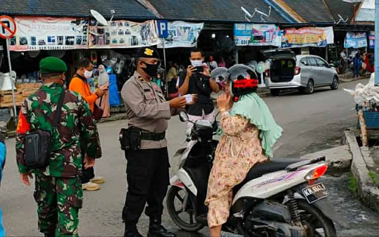 Polres Kapuas Operasi Aman Nusa II Penanganan Covid-19