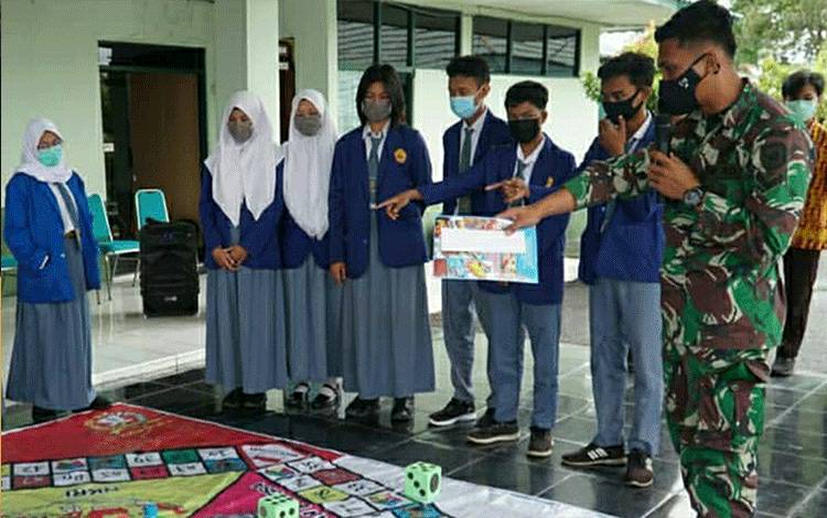 Bentuk Generasi Kreatif, Kodim 1011 Kuala Kapuas Beri Wawasan Wisata Matematika ke Pelajar