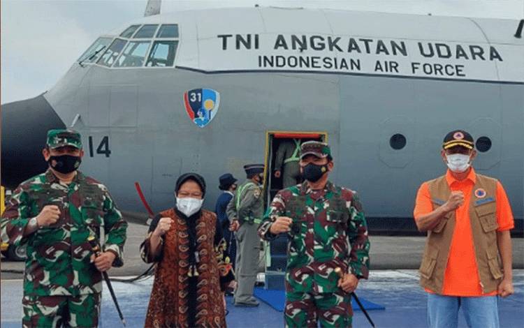 BNPB Serahkan Bantuan Rp 4 Miliar Bagi Daerah yang Dilanda Gempa