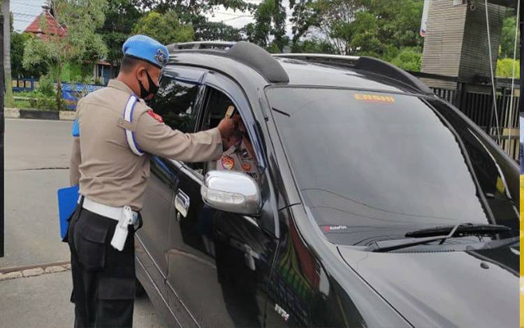Cegah Covid-19 di Mako Polres Kapuas, Sipropam Tegakkan Protokol Kesehatan