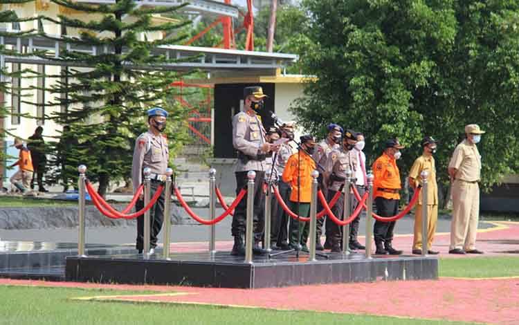 Polres Kapuas Gelar Apel Kesiapan Pelaksanaan 4 Fokus Kapolda Kalteng Tahun 2021