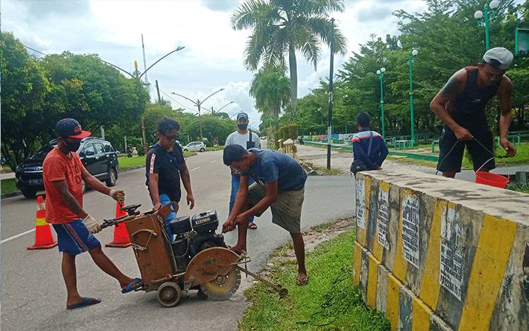 Berlaku 2 Bulan Mulai Besok Jalan Yos Sudarso - Bundaran Besar Ditutup, Ini Sebabnya...