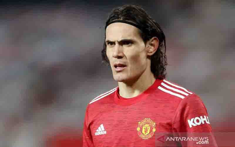 Cavani Minta MU Pertahankan Posisi Klasemen