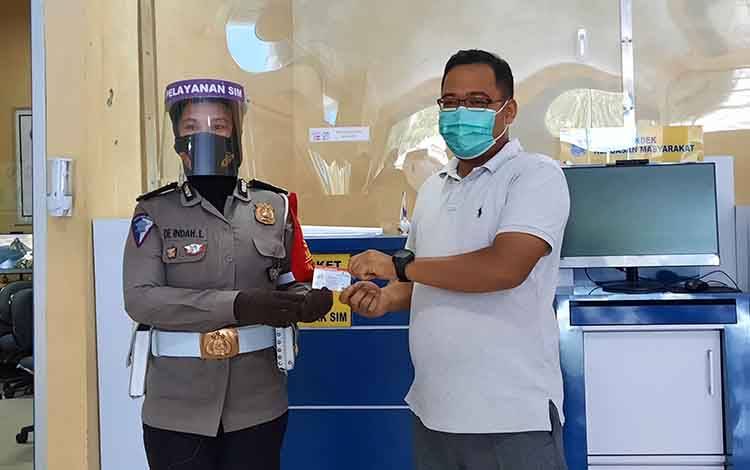 Pengajuan SIM di Kantor Satlantas Polres Kobar Menurun