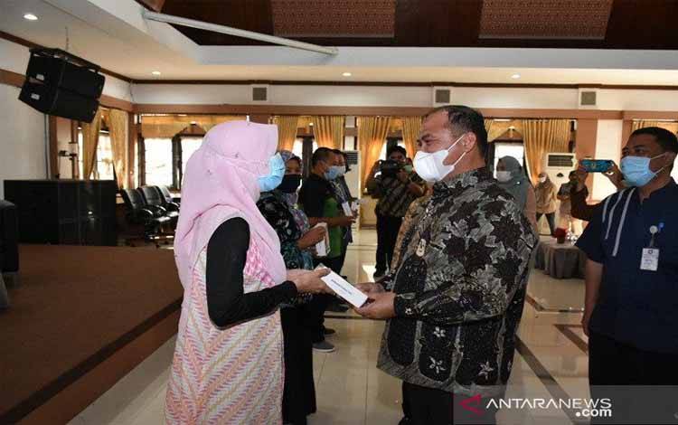 Gubernur Babel Bekali PPL Smartphone Kembangkan 1.000 Hektare Porang