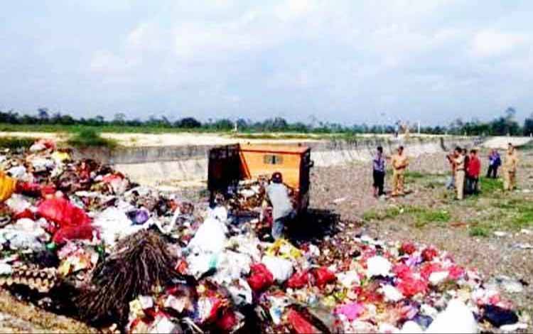 Volume Sampah di Kobar Turun Selama Pandemi Covid-19