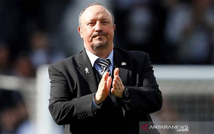 Petinggi Everton Dikabarkan Tengah Membahas Nasib Rafael Benitez
