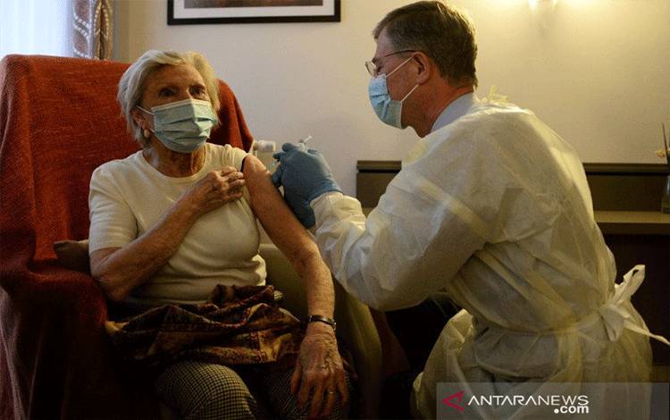Belgia Akan Terima Kurang dari Separuh Vaksin COVID AstraZeneca