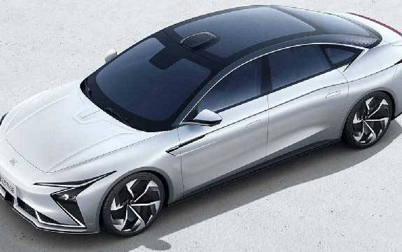 Alibaba-SAIC Sepakat Bikin Mobil Listrik, Siap Saingi Tesla