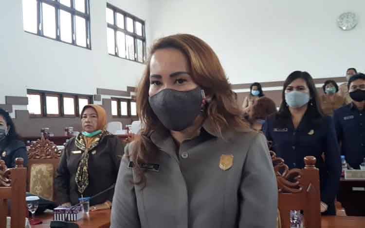 Ini Tanggapan DPRD Gunung Mas Terhadap Rencana Penggalian PAD dari TPA