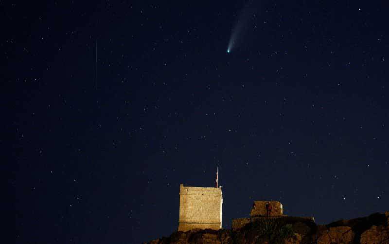 LAPAN: Dentuman di Langit Bali Diduga dari Meteor Jatuh