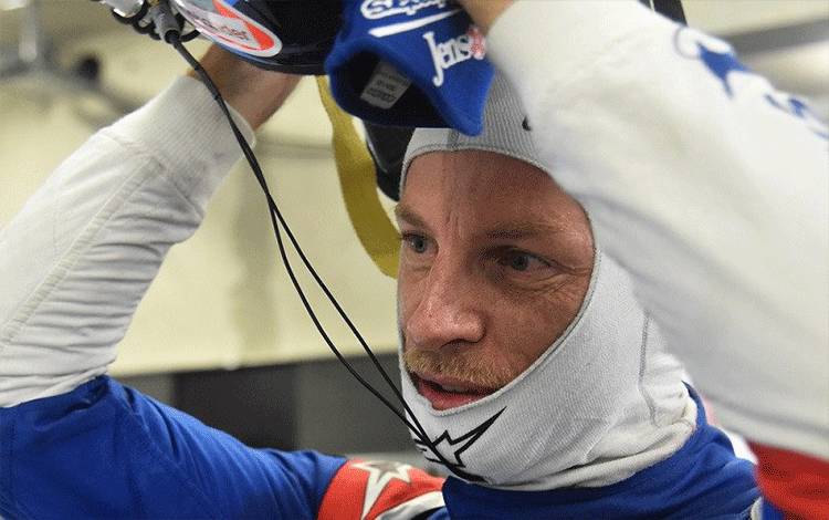 Button Kembali ke Sekolah Balap Jelang Debut Extreme E