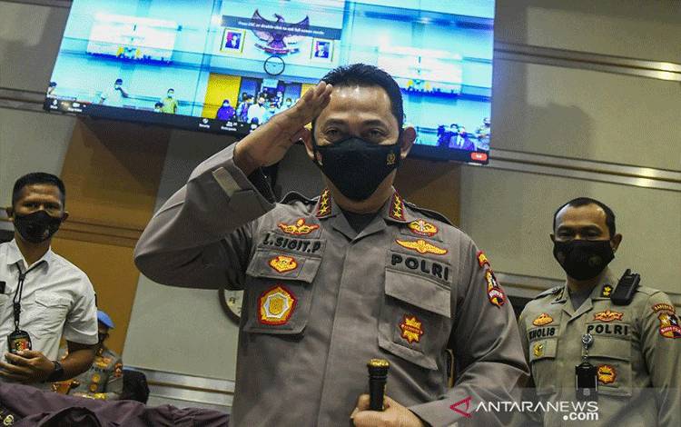 Presiden Joko Widodo Lantik Listyo Sigit Prabowo Sebagai Kapolri