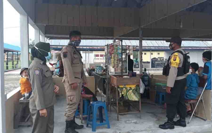 Personel Gabungan Operasi Yustisi di Pasar Bangun Harja