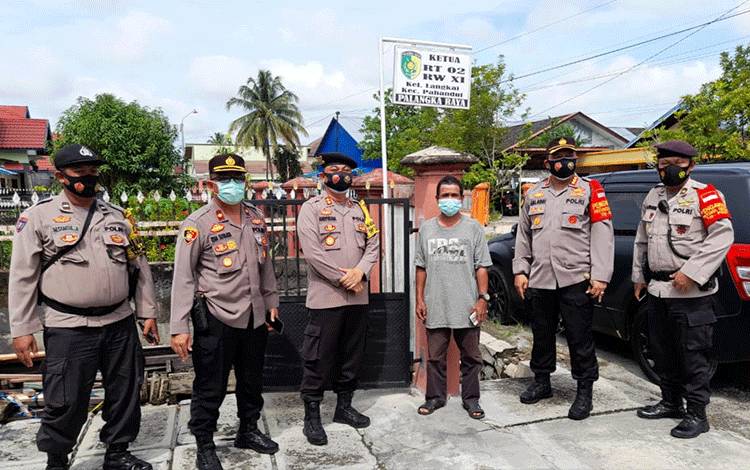 Kapolresta Sambangi Ketua RT Tekan Penyebaran Covid-19
