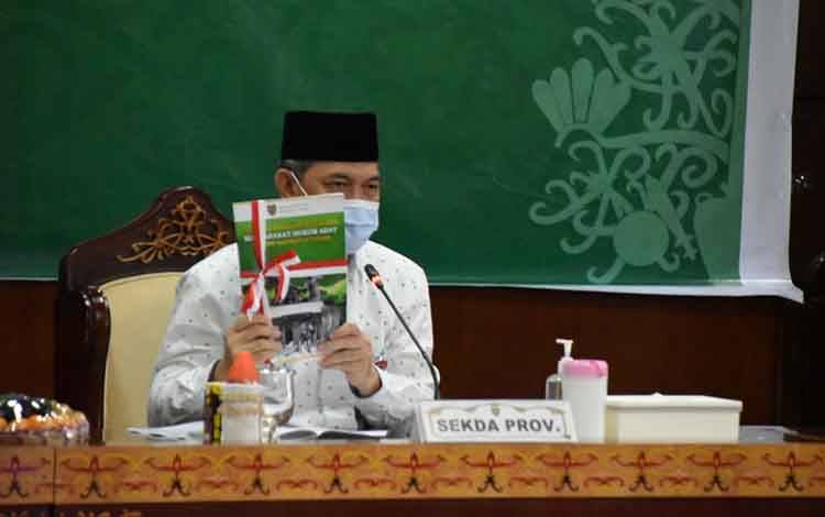 Sekda Kalteng Buka Peluncuran Pedoman Tata Cara Pengakuan Keberadaan Masyarakat Hukum Adat