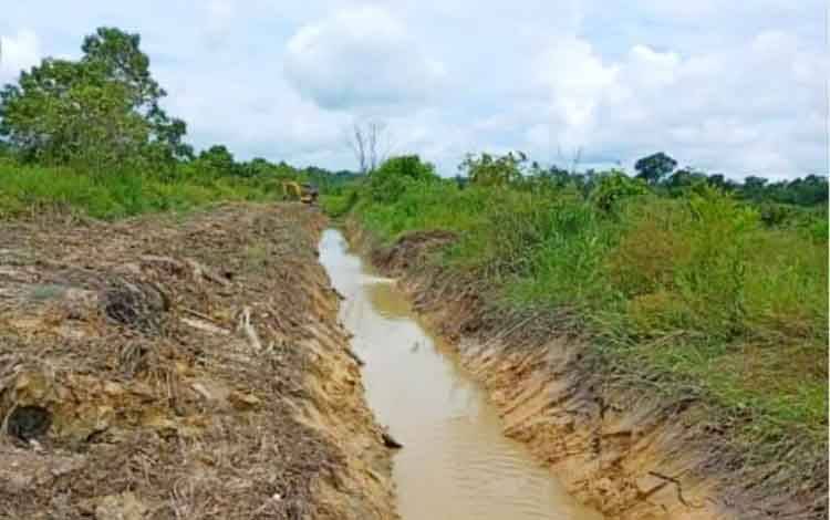 Program Optimalisasi Lahan Rawa di Kelurahan Tumpung Laung I Hampir Selesai