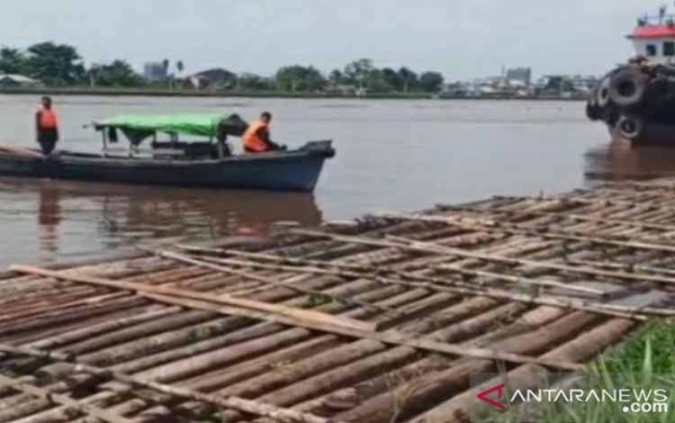 1.380 Batang Kayu Ilegal di Kalbar Diamankan