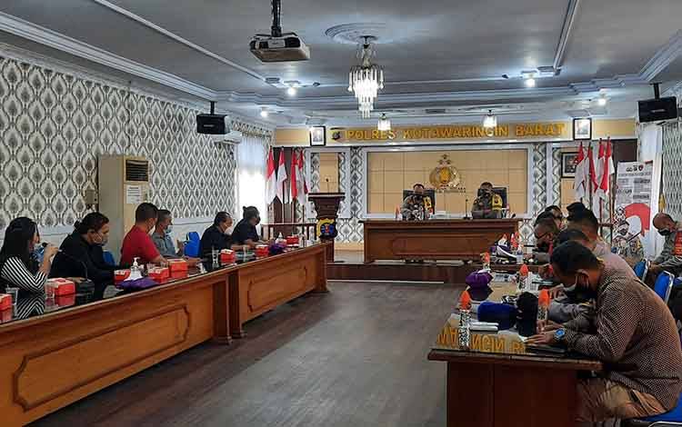 Kapolres Kobar Audiensi Bersama Asosiasi Pemusik Dangdut