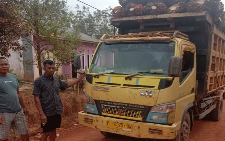 Persoalan Perusaahan Gunakan Jalan Umum Harus Disikapi Secara Serius