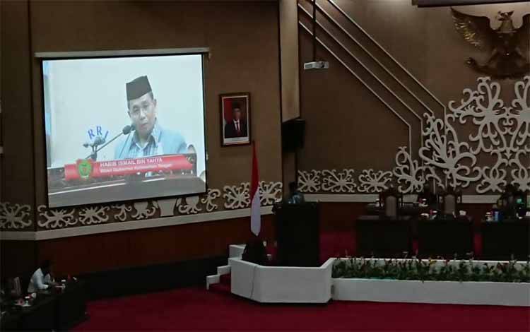 Wagub Kalteng Hadiri Paripurna Raperda Perlindungan Masyarakat Hukum Adat Dayak