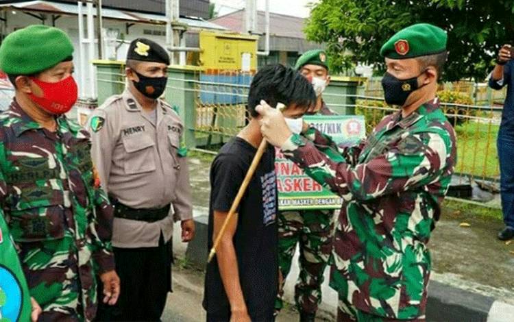 Kodim 1011 Kuala Kapuas Imbau Warga Disiplin Gunakan Masker