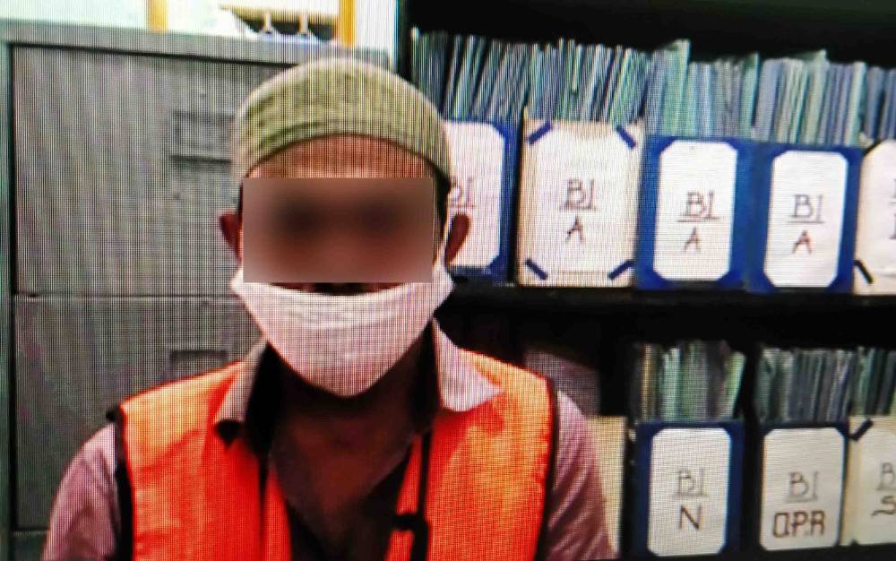 Terdakwa Ketahuan Berkomunikasi dengan Bandar Sabu di Jakarta