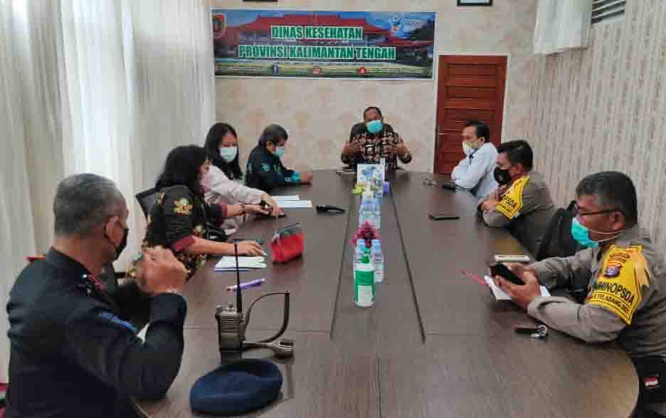 Puluhan Personel Kembali Kawal Pendistribusian Vaksin ke Barito Utara dan Murung Raya