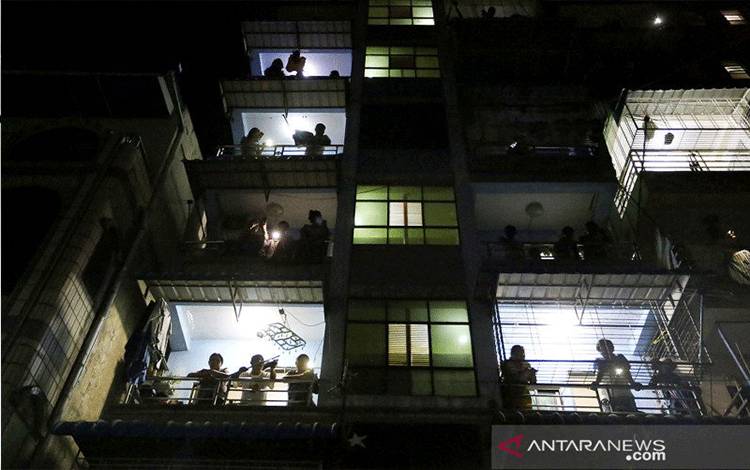 Ajudan Senior Aung San Suu Kyi Ditangkap
