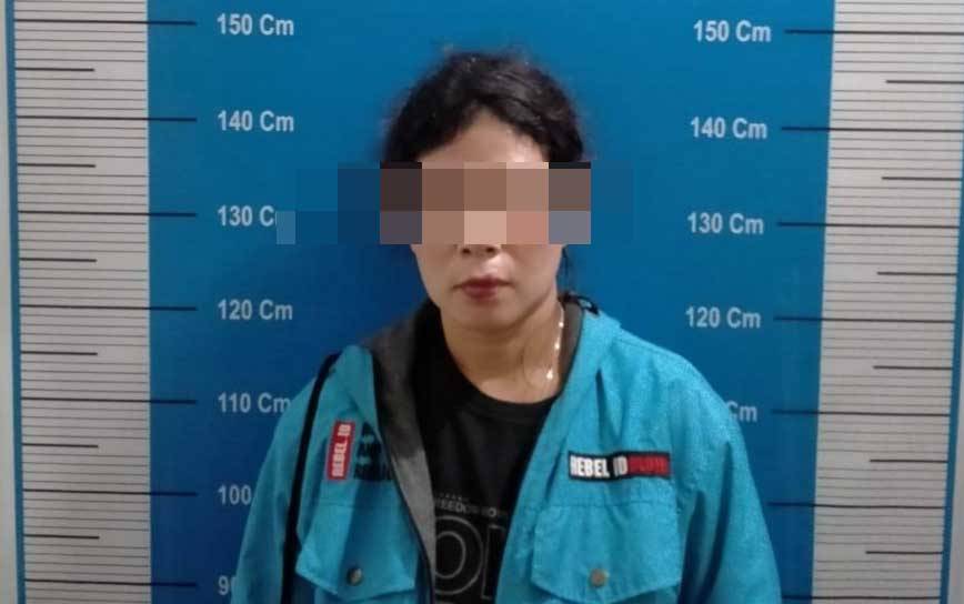 Polisi Tangkap IRT Pemilik 37 Paket Sabu di Mendawai