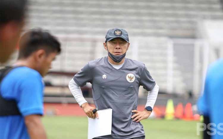 Shin Tae-yong Kesulitan Panggil Pemain yang Merumput di Luar Negeri