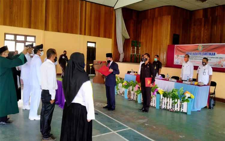 Bupati Katingan Lantik 10 Penjabat Kepala Desa