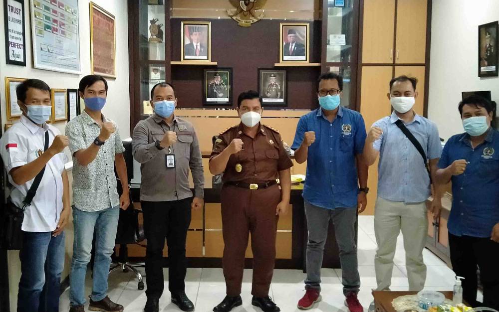 Silaturahmi PWI, Kajari Kotim: Saya Apresiasi Karena PWI Mitra Kami