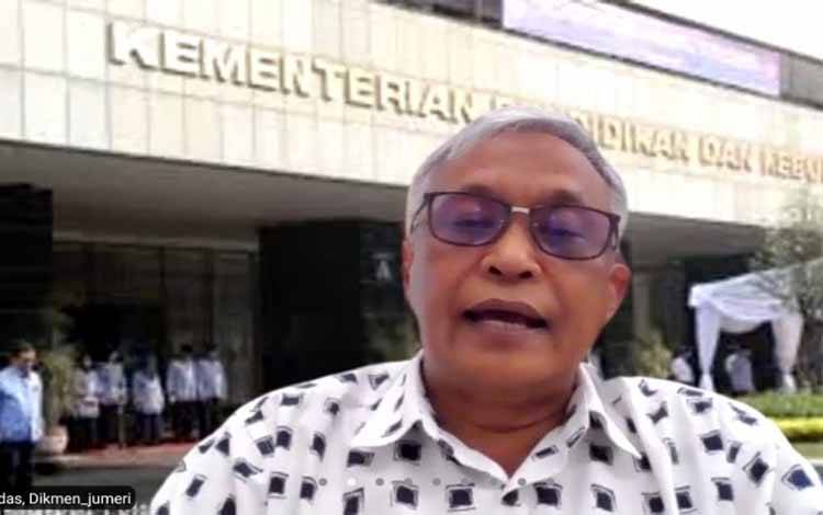 Guru Tak Boleh Paksa Anak Gunakan Atribut Agama