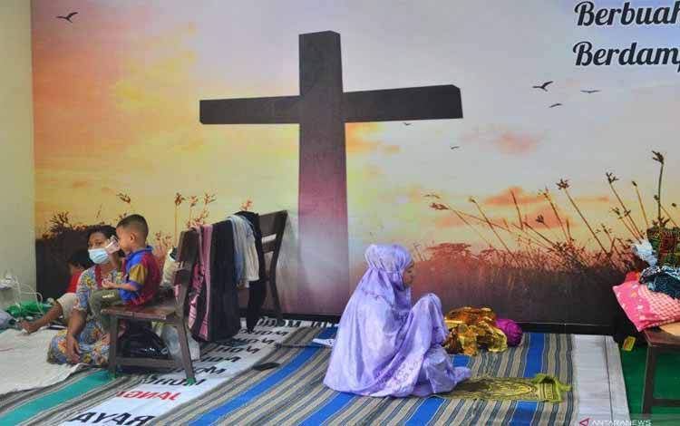 Gereja dan Kelenteng Jadi Tempat Mengungsi Korban Banjir
