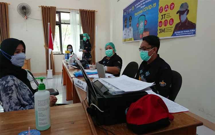 Kelompok Lansia dan Komorbid Sekarang Bisa Divaksin Covid-19