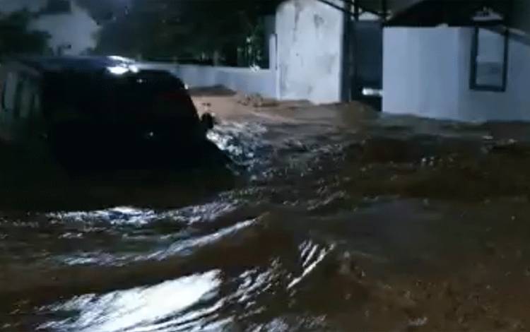23 Warga Korban Tanah Longsor di Nganjuk Belum Ditemukan