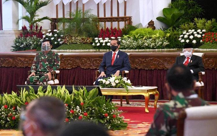 Presiden Minta TNI-Polri Dukung Penuh Kebijakan Penanganan Pandemi