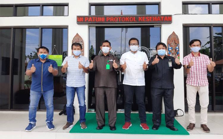 Ketua Pengadilan Negeri Sampit: Kami Harapkan PWI Jadi Kontrol dan Bisa Bersinergi