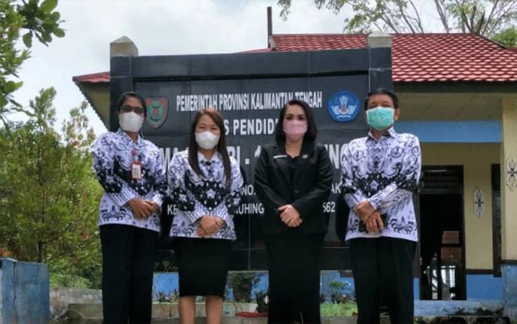 Anggota DPRD Gunung Mas Apresiasi Semangat Guru di Tengah Pandemi