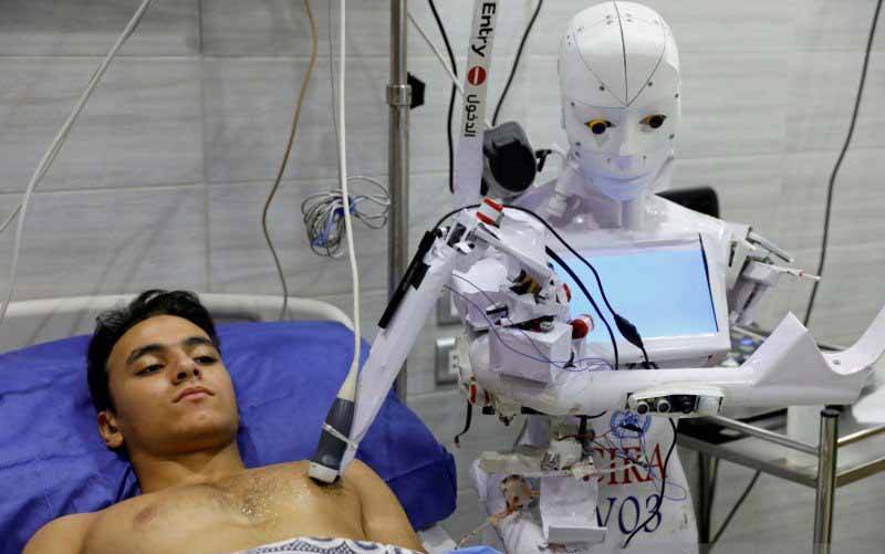 Pelajar Nigeria Buat Robot untuk Bantu Perawatan Pasien Covid-19